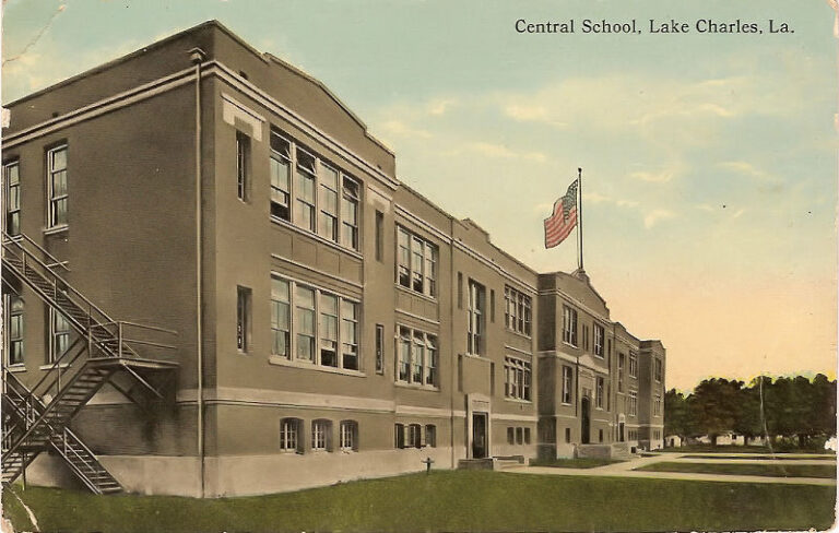 Central School 768x488